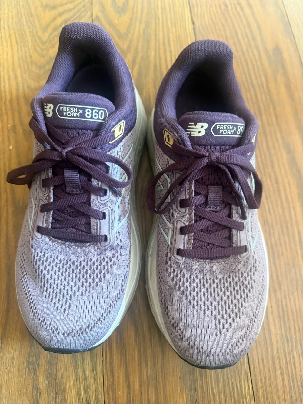 New Balance Women’s Running Shoes - Fresh Foam x 860 - Lightly Worn - Purple